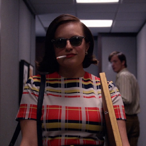 Meet your Posher, Lilith - Picture 1 of 1